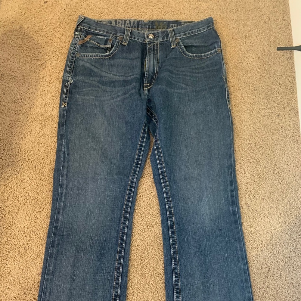 Men’s ariat jeans